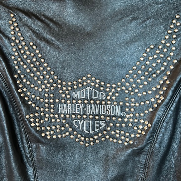 Harley Davidson heavy black leather jacket with silver studding. XS - Picture 7 of 9
